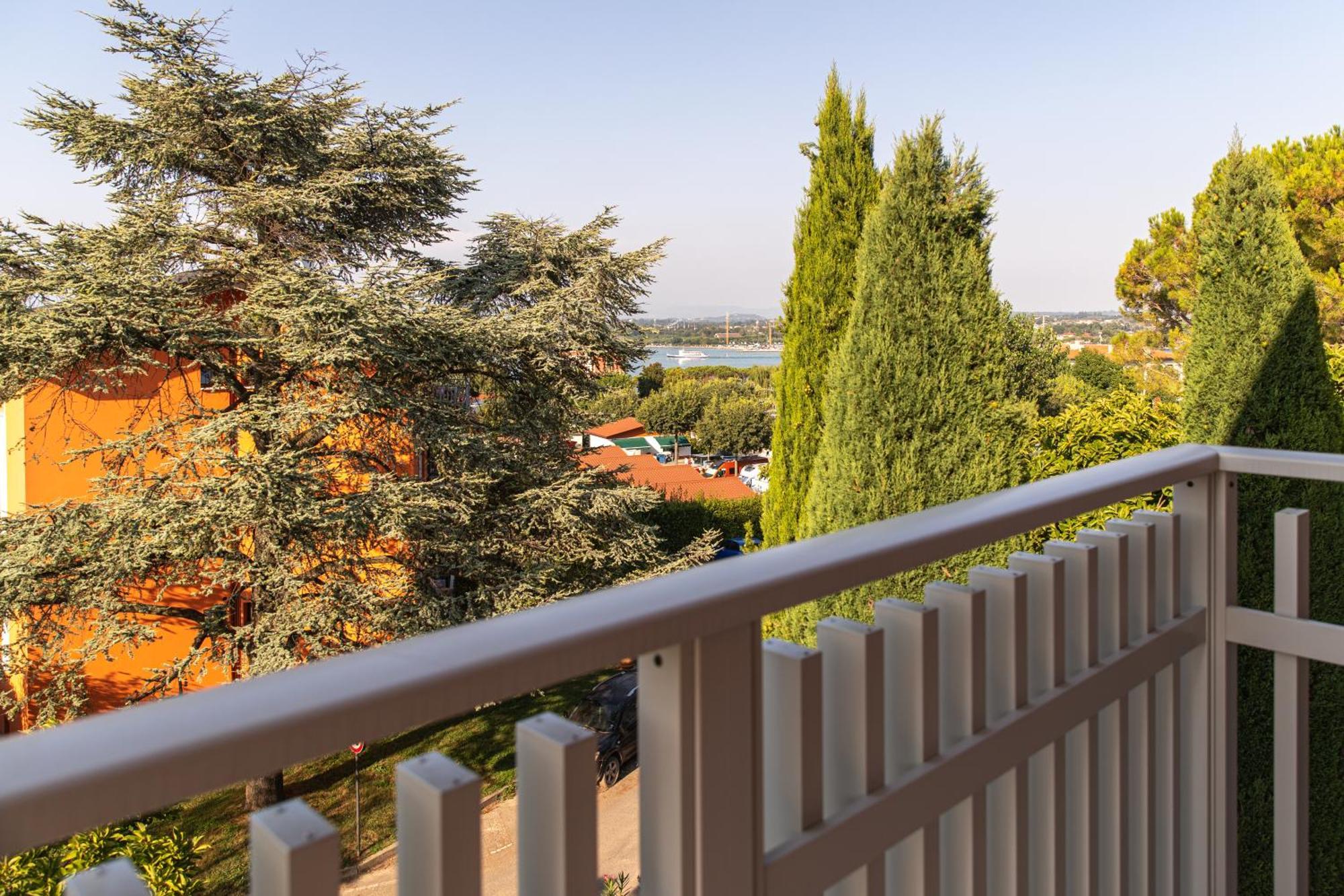 Prestige Garda Home - Ai Cappuccini Peschiera del Garda Bagian luar foto